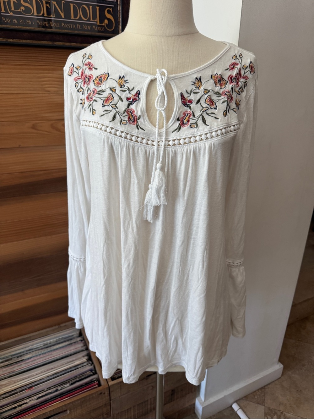 Time and Tru White Tunic with Multicolor Floral Embroidery